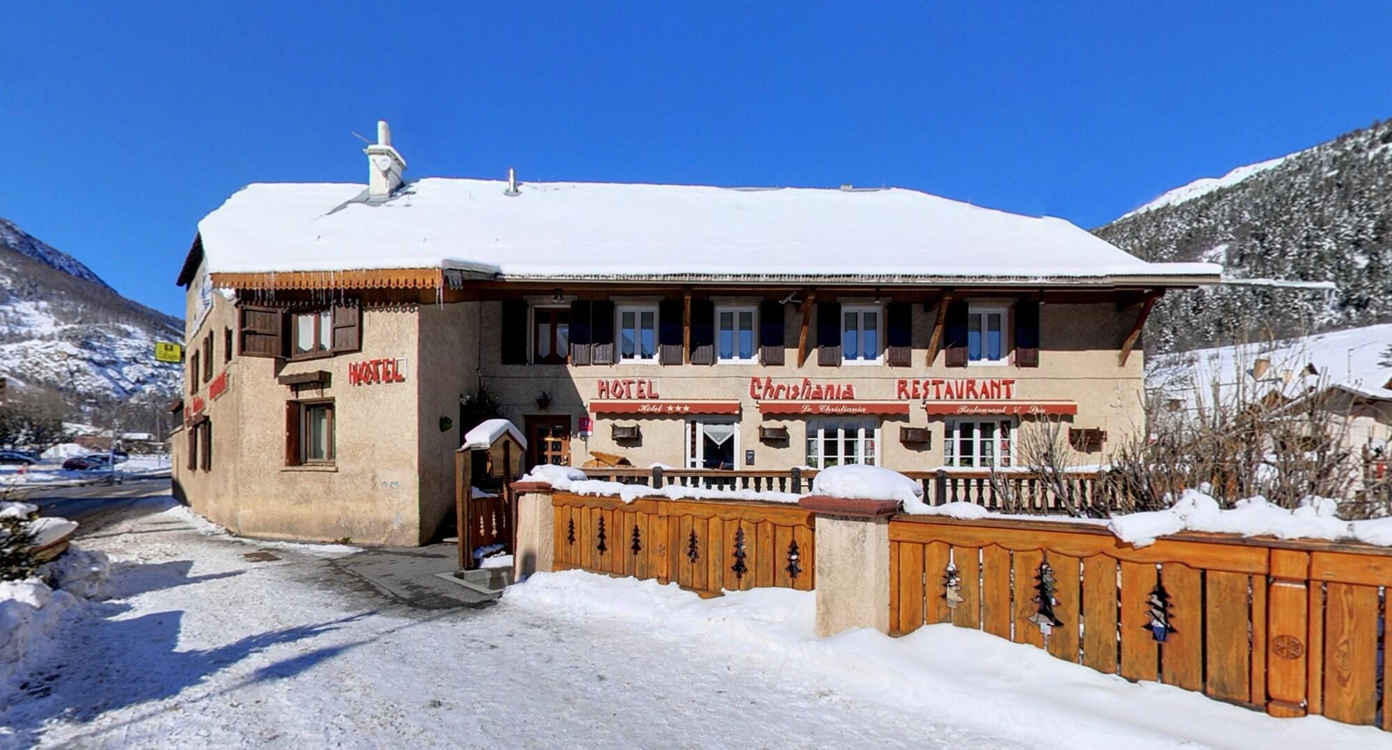 Le Christiania Hotel & Spa La Salle-les-Alpes Exterior photo